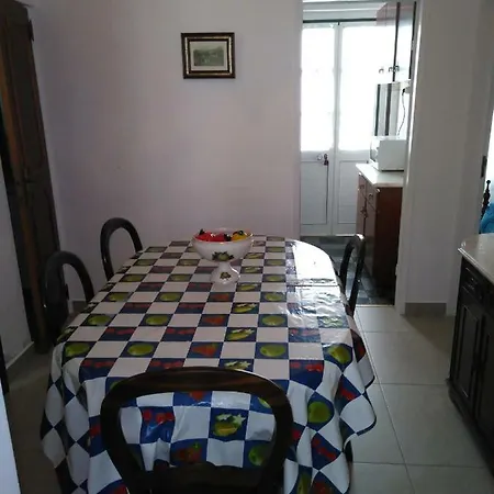 Moradia Sales *